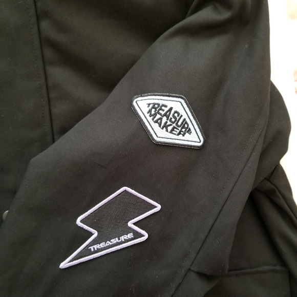 Treasure The First Step Album MMM Black Zip Up Jacket YG Entertainment Kpop - Picture 3 of 3